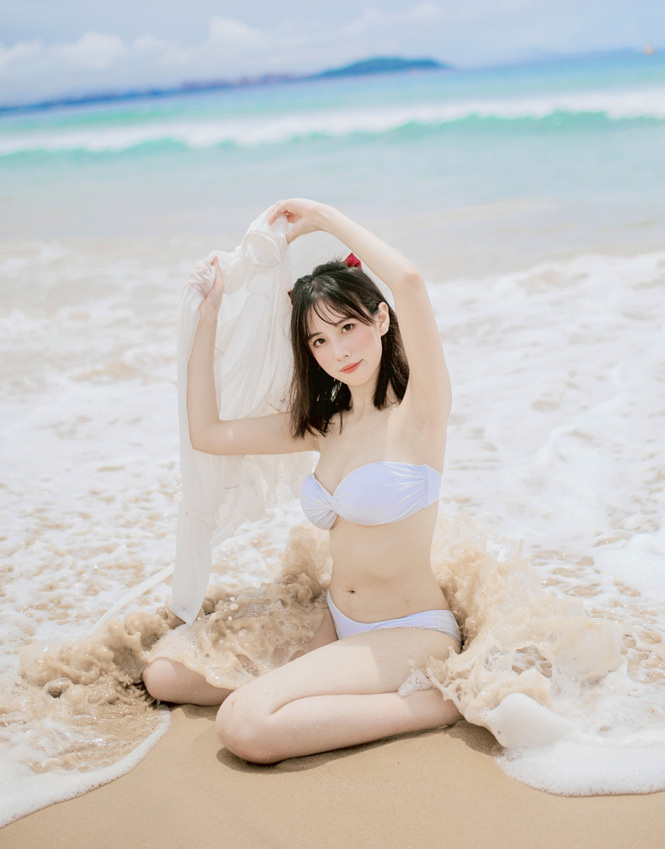 蜜汁猫裘的万圣节奇幻夜[27P-231MB]