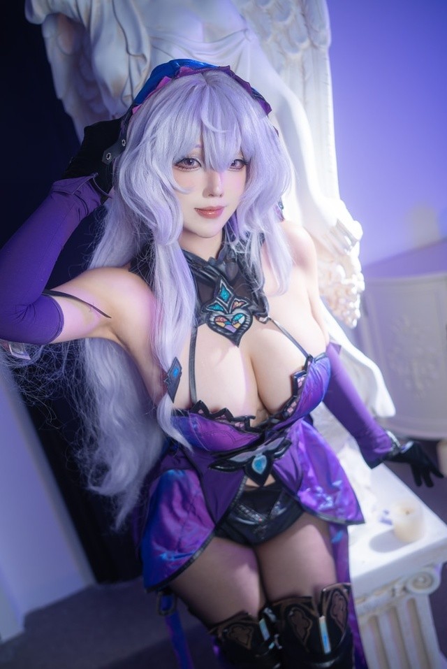 菌烨tako黑天鹅cos全解析：暗黑哥特风与崩坏3角色还原[12P-59MB]